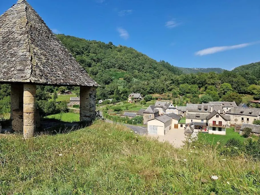 Tatil Evi Maison Vidal, Au Pied De L'Aubrac Coubisou Fransa